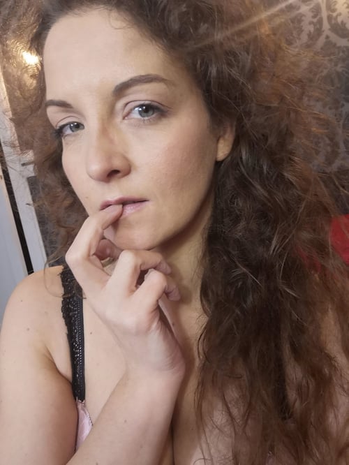 LOOKING TIRED & STRESSED OUT ? LET ME RELIEVE YOU OFF ANY STRESS AND MAKE YOU CUM ...🍑🍑🍑💦🍆🍆🍆