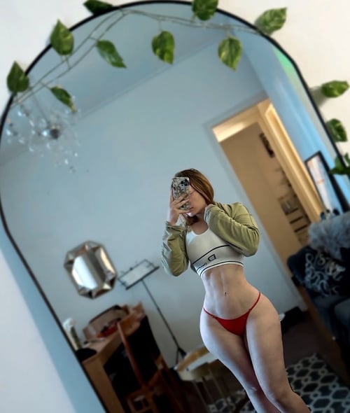 GOOD COMPANY 💗🧚🏻♀️ TEXT ME TO GET 🔞 MASSAGE EXPERIENCE 🥰