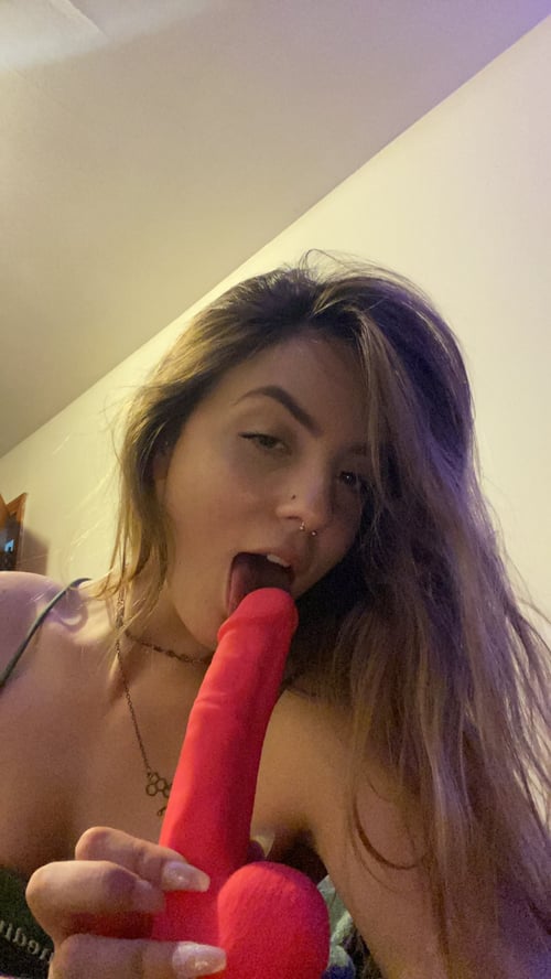 AVAILABLE FOR INCALL AND OUTCALL SWEETIE 😍