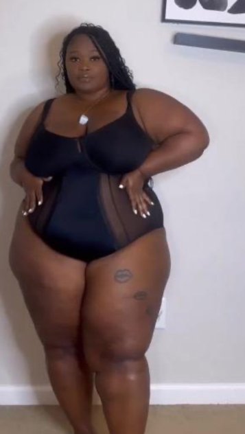 Your Best Kept BBW secret. Thick flutter and JUICY in the middle.
