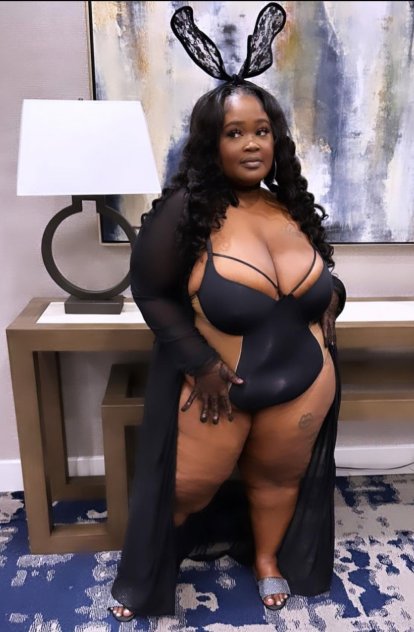Your Best Kept BBW secret. Thick flutter and JUICY in the middle.