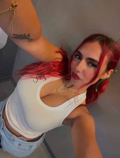 New girl in Town