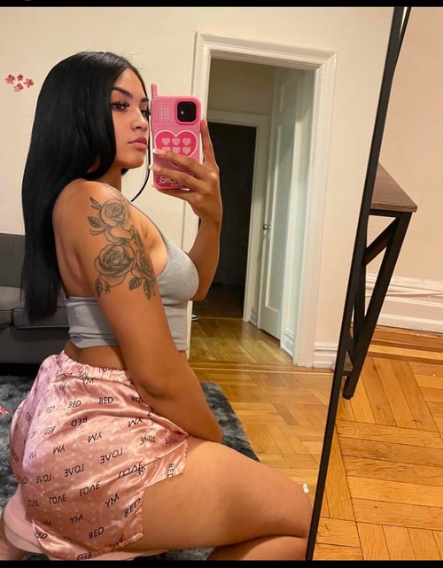 Snap me via https://snapchat.com/t/UqlTu2ee you are down to meet