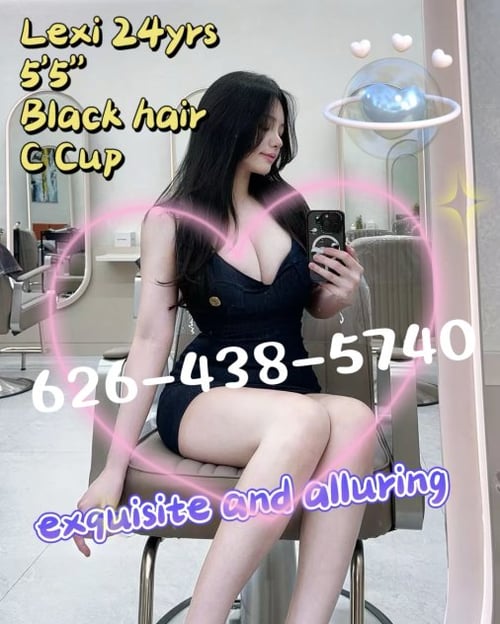 👙5 spicy pussies waiting👙give your cock to them
