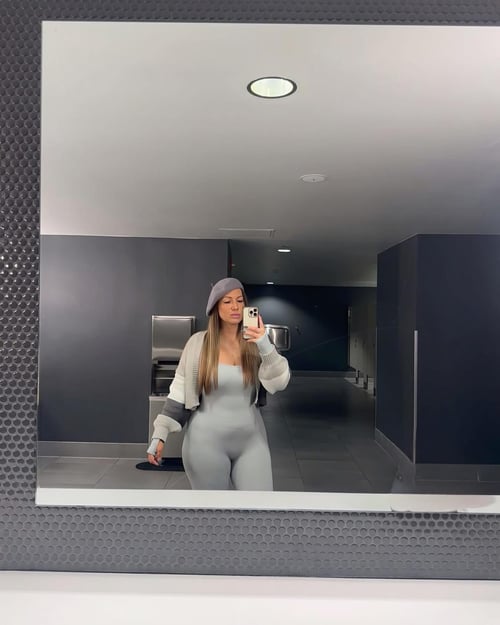 Yo it’s Natalie Rose I squirt a lot and ride real good 💦 💕☺️ 8649288438