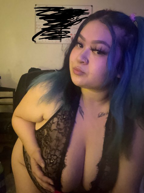 ONE WEEKEND ONLY! FUN sized Asian Girl 😘 ready to CUM 🍆💦 & play?
