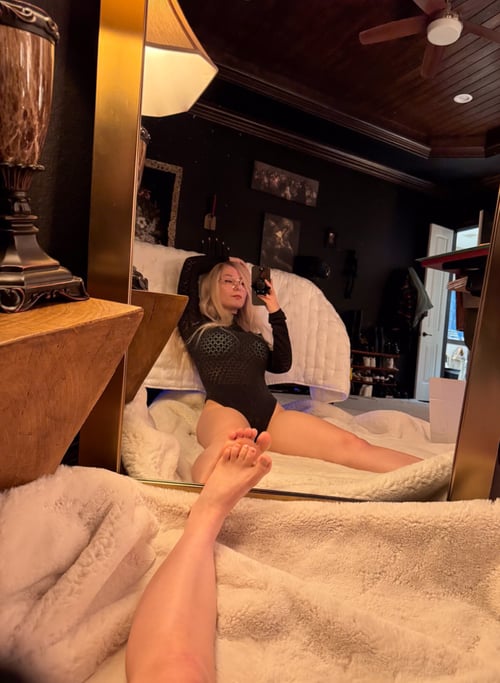 The Ultimate Asian-Girlfriend Experience💕 Clean, Classy, and Ready to Satisfy –