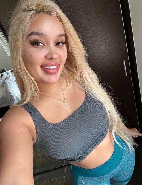 I'm down for hookup🍆🍑💦🍑🍆