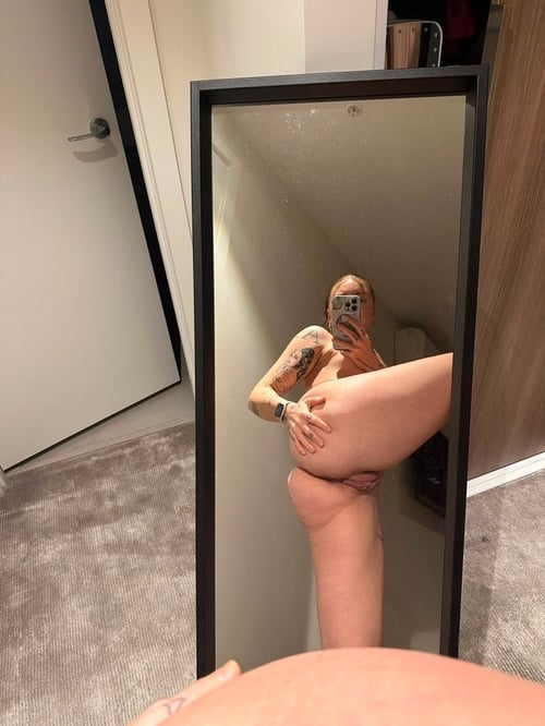 Sexy brunette 👱♀️wants Raw Sex👅💦😝🍑Hookup:hitme on insta- annah0121 or telegram-tylerb1