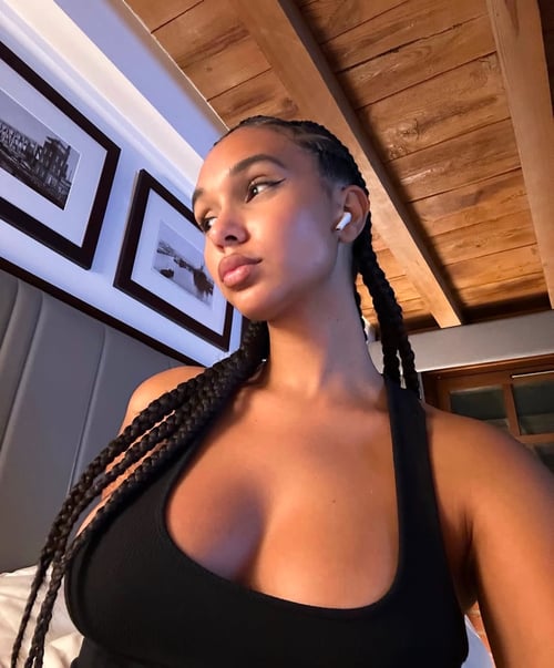 CLEAN SOFT SKIN🌹 FRIENDLY🍭Chloe ur sexy fantasy🦄with thick plump
