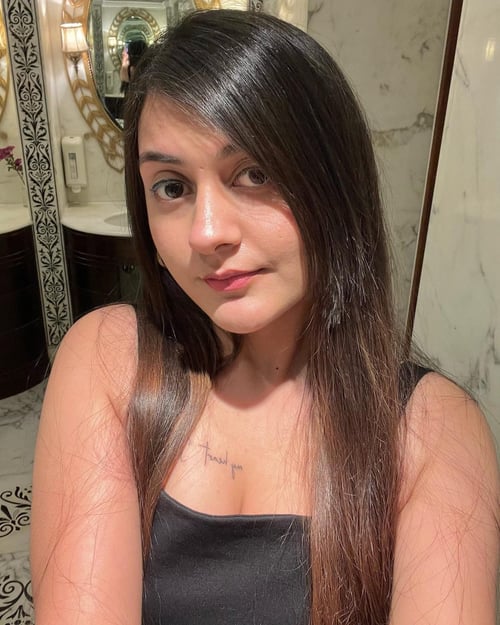 Indian hot girl available fast reply whatsapp