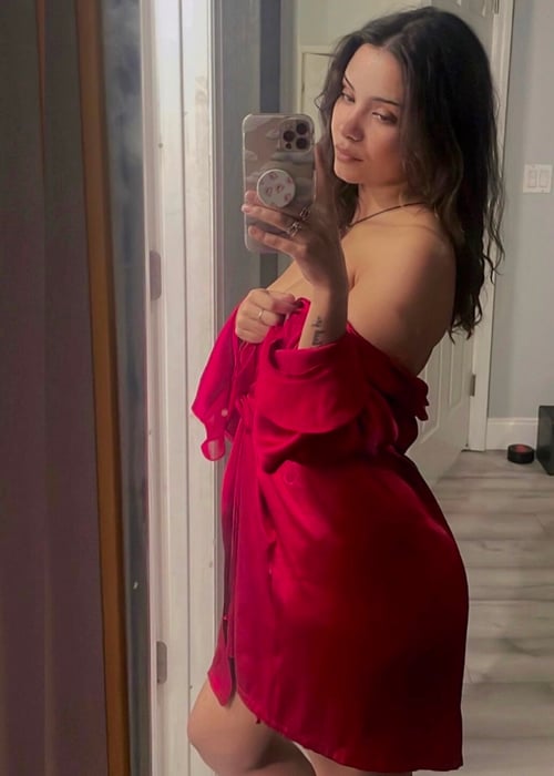 It's time to spoil yourself with unlimited GFE from a top-notch, beautiful & legit escort close by