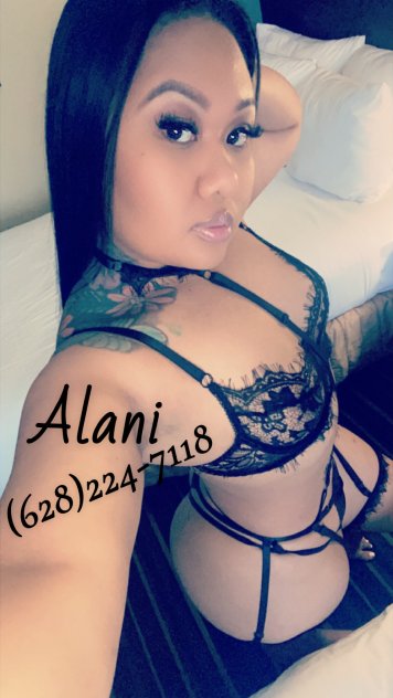 Amazing Curvy Asian Goddess 100% Real