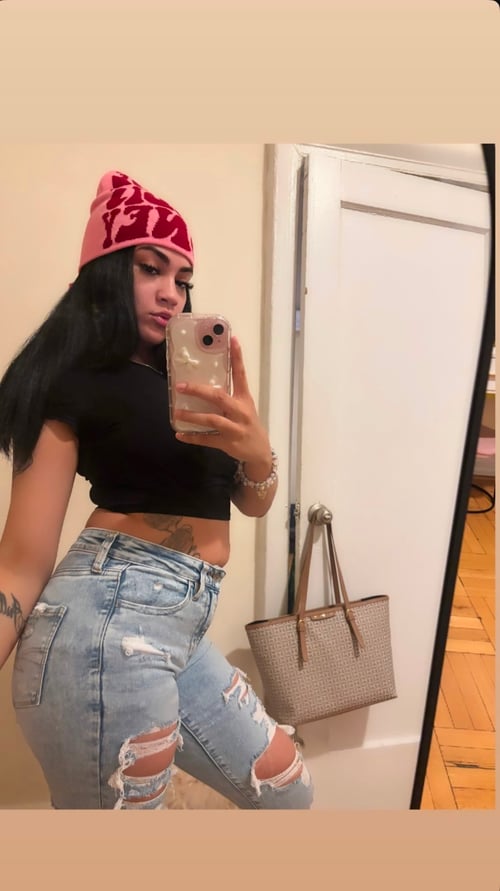 Snap me via https://snapchat.com/t/2Vfn5iRj.,mellyy_rb24,if you are down to meet