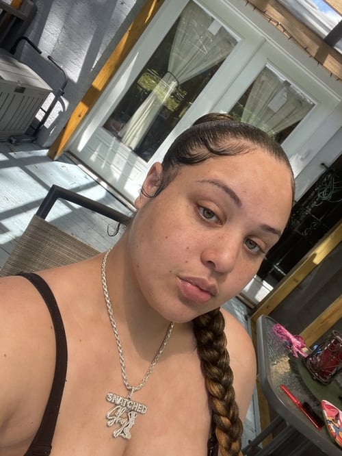 Im a female escort ready for quick hookup Snap: sexyshy6070