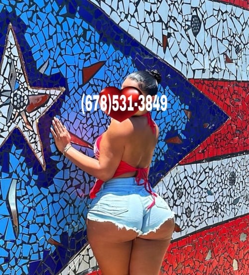 HOT SEXY LEONOR