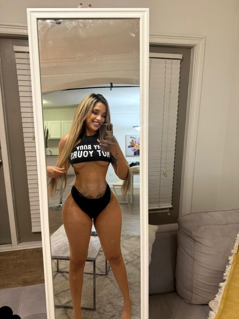 Sexy and sweet Latin girl in you city