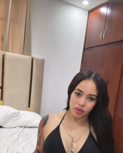 Hi my loves! ☺️ New sexy, naughty and charming mama available