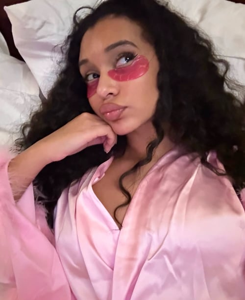 CLEAN SOFT SKIN🌹 FRIENDLY🍭Chloe ur sexy fantasy🦄with thick plump