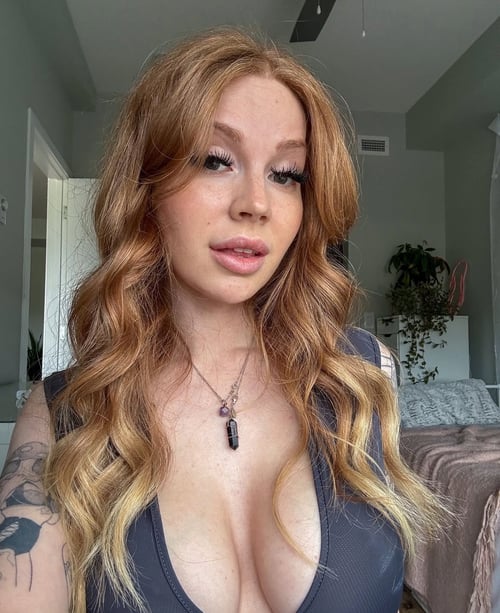 I'M OPEN FOR DISCREET FUN AND SEX 🍑💦🍆🍑🍑 (Telegram: nanacyxx)