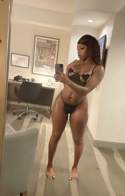 I’m in town for on night one night only 🥰🥰🥰😘🏝️