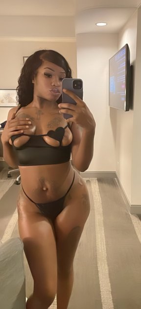 I’m in town for on night one night only 🥰🥰🥰😘🏝️