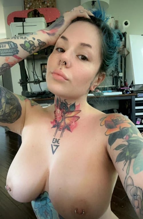 Hookup😍💦Text me iMessage 💬 +1 (602) 299-6066 if you’re down for nasty funs🥵💦 sex hookup🍆 and