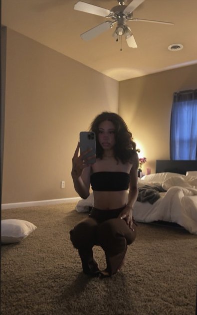 I sell nasty vids and FaceTime my 👉Telegram:: @Racheala1