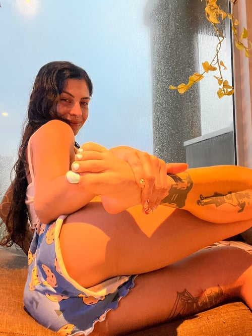 I’m available for NURU massage with happy ending and full service hookups