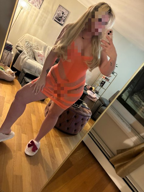 Oooh Lala Bombshell