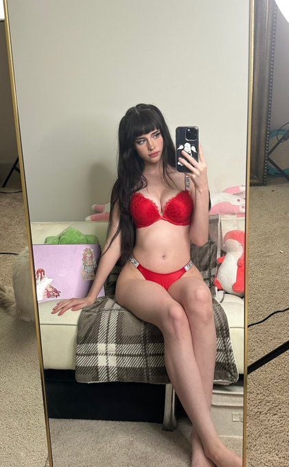 Hmu on Snapchat: babysophiexo26 ❤️