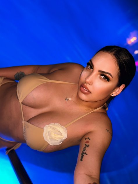 SEXY  Latin blonde, call me to have a good time