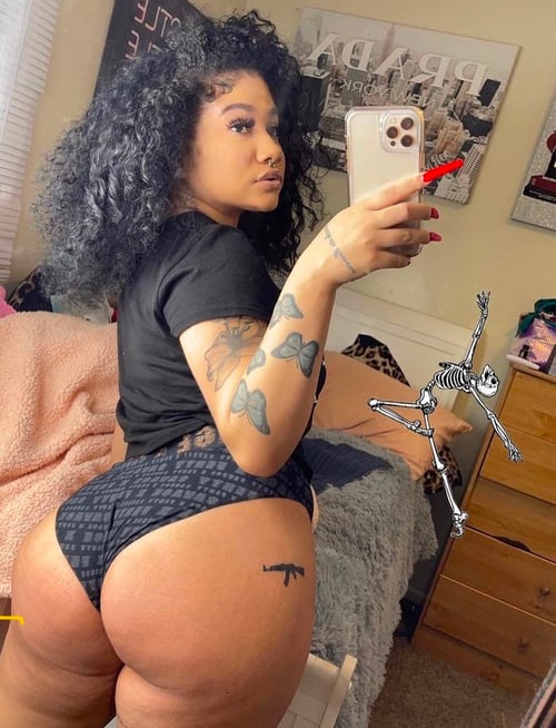 MY WET ๐ฆ๐ฆ **** IS READY TO TAKE IN SOME GOOD HARD COCK THAT WANT SOME JUICES I OFFER Text me: +1