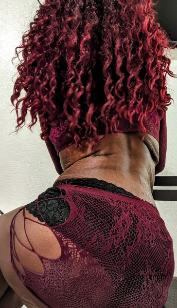 DirrtyDianna; Queen of Kink + Pleasure? 🥰💋