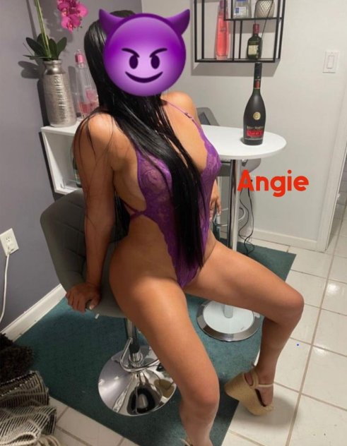 Always choice of ladies real pics 100%