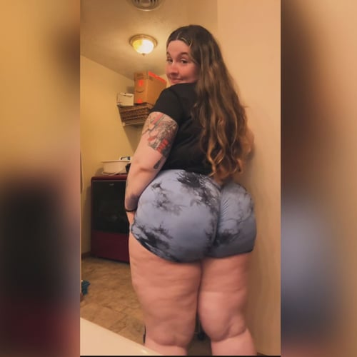 Looking for fun? Anyone down to fuck?