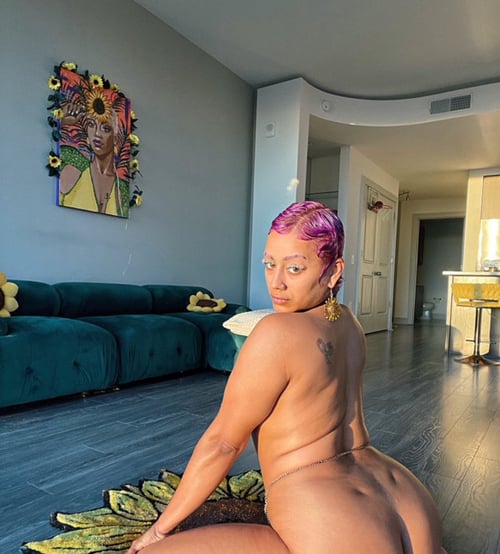 Available for in calls and outcalls