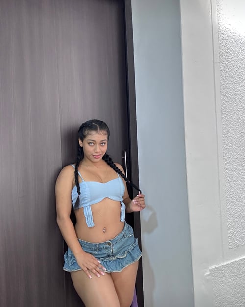 I’M OPEN FOR DISCREET FUN AND SEX 🍑💦🍆🍑 (Contact: +18402495608)