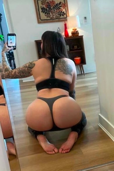 Escort available for all type of fun 🍑 discord: kaytie0209 Text +1 (484) 533-1060