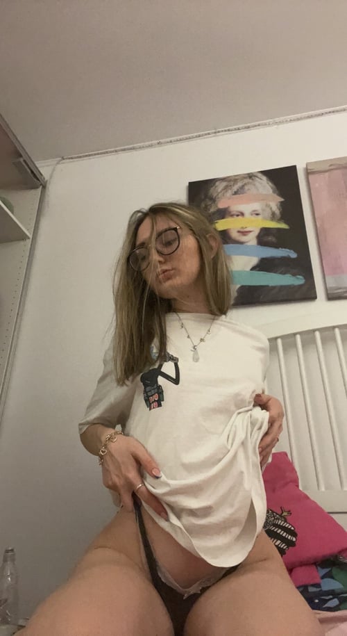 I’m Sabrina I’m🍆Down for Hookup 👅🍑 HMU (929) 725-7649 telgram@ghost4257