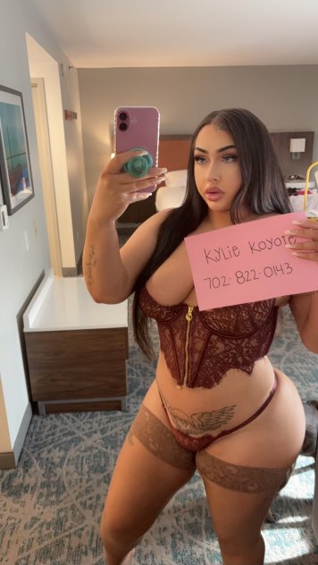 Big Booty Bratz Doll 🩷🏆