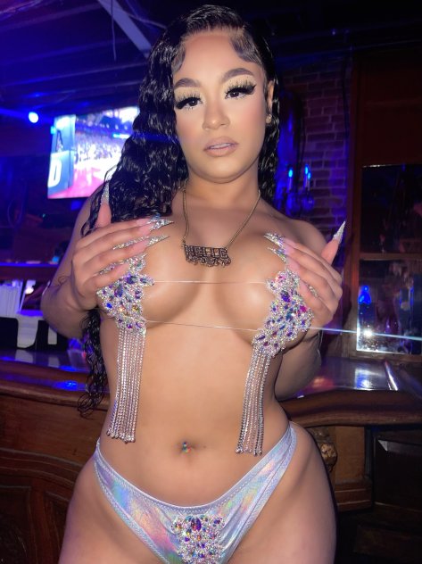 AVAILABLE NOW ✨ 🅓🅞🅝🅣 🅜🅘🅢🅢 🅞🅤🅣 ✨ WET N TIGHT 😛