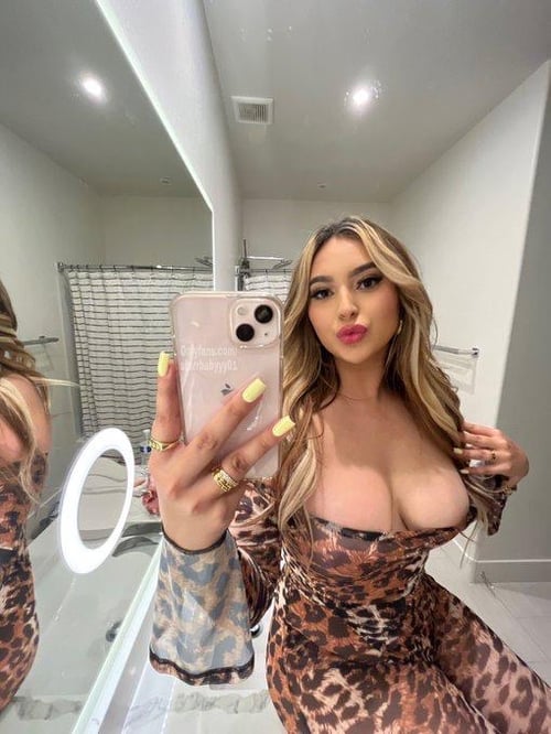 I’m HORNY and AVAILABLE for fun rn 😩💦👅🍆INCALL & OUTCALL +1 (505) 538-6022 or CAR MEET