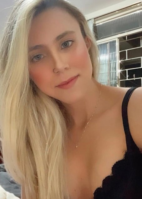 I’m available for fun ❤️🥰😍