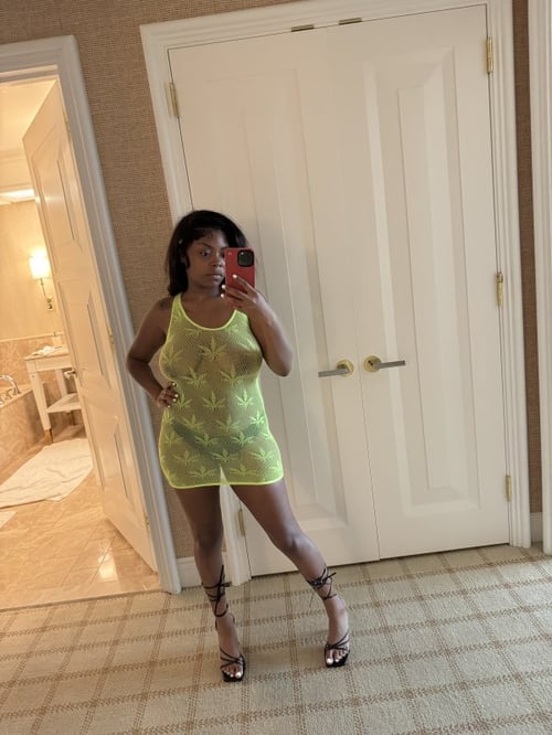 Creamy squirter ready for you 😋💦