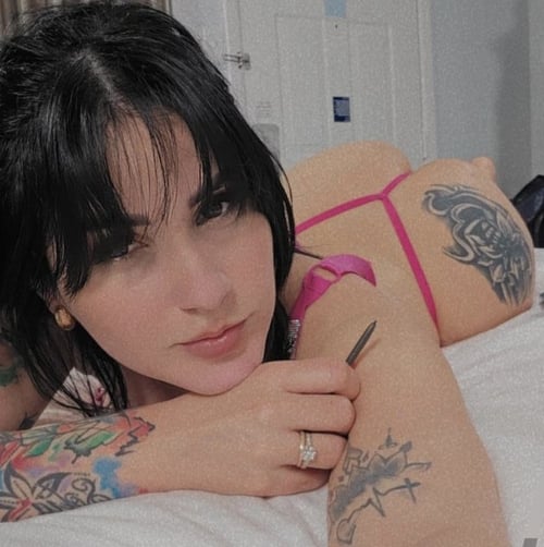 Chica cubana disponible real hermosa
