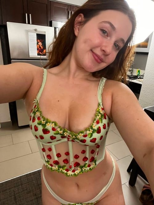 I’m up for hook up and some other fun +1 802 582 5732