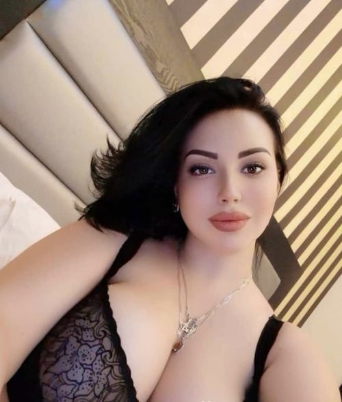 New Sexy Vikky on Bensonhurst