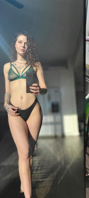 Lets video chat