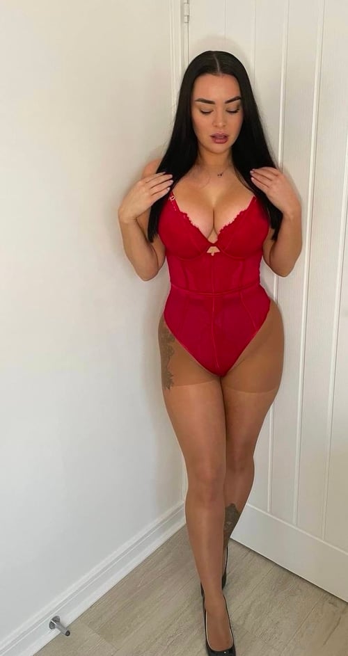 Hugs & Kisses 🧸💋